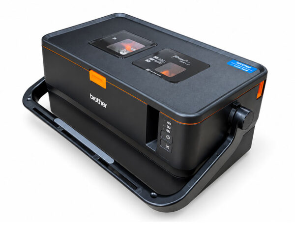Máy in mã vạch Brother PT-E800T