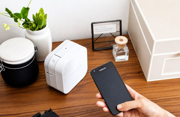 Máy in mã vạch Brother PT-P300BT