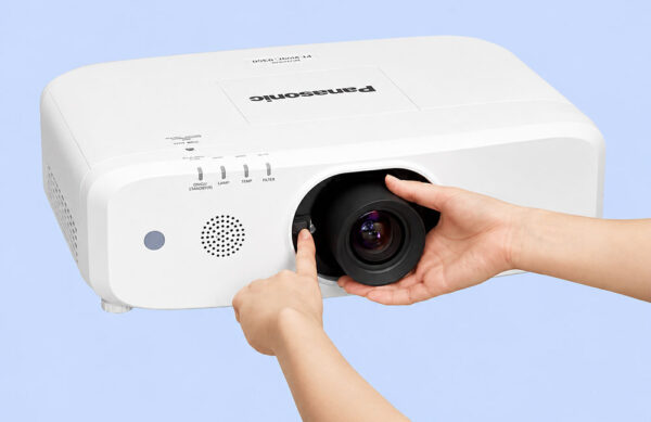 Máy Chiếu Panasonic PT-EW650