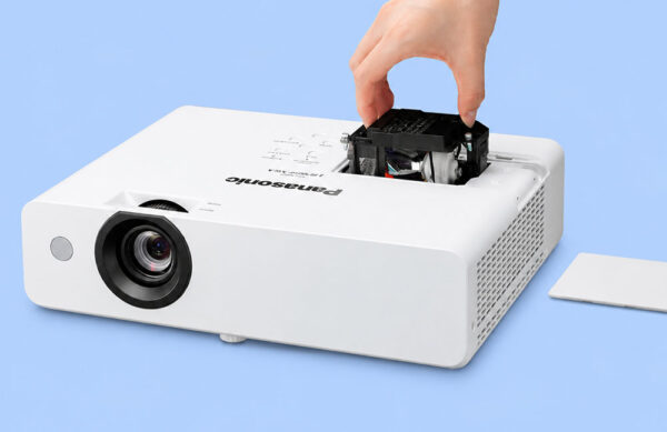 Máy Chiếu Panasonic PT-LB353