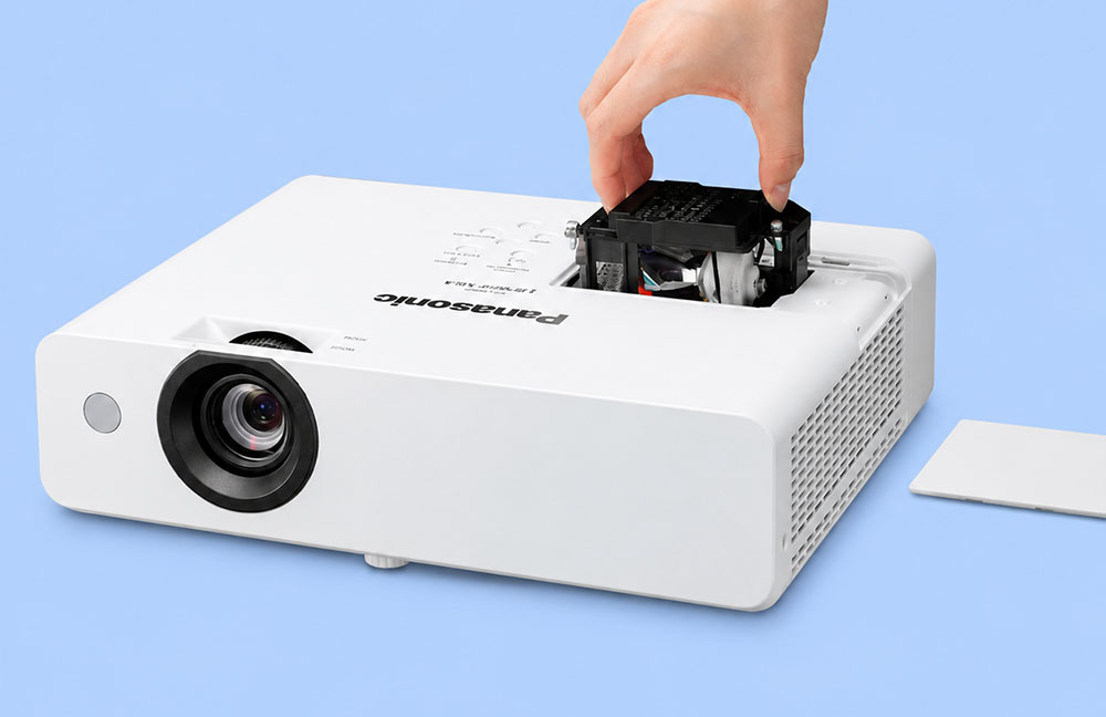 Máy Chiếu Panasonic PT-LB353