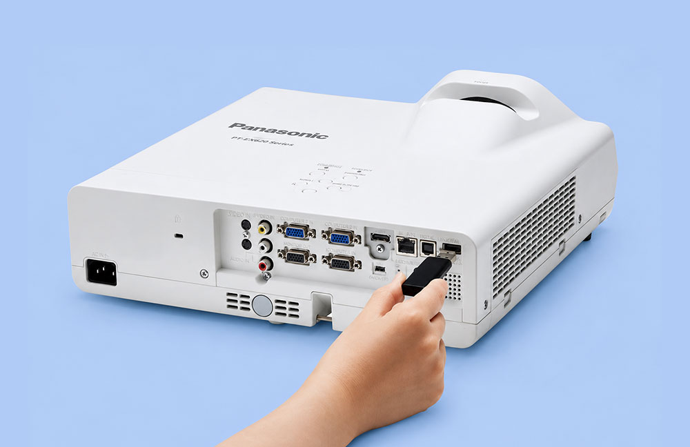Máy Chiếu Panasonic PT-TX430