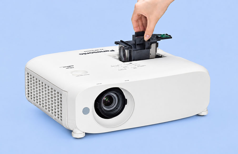 Máy Chiếu Panasonic PT-VW540