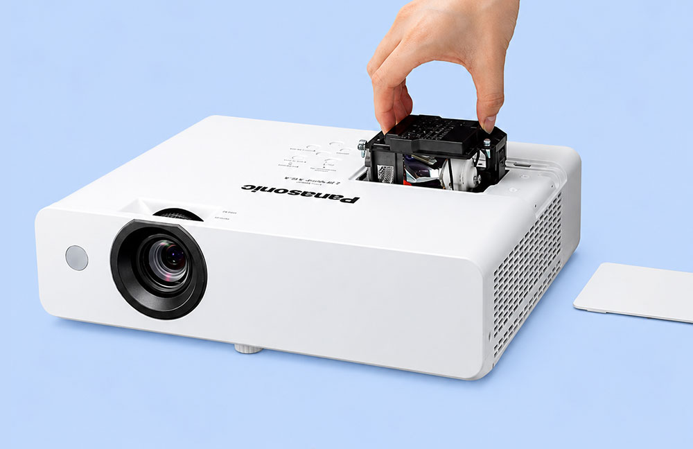 Máy Chiếu Panasonic PT-LB385