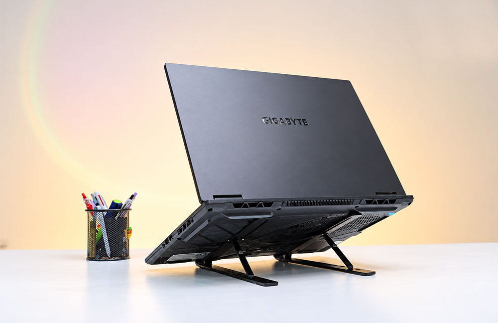 A16 CTHH3VN893SH 2 Laptop Gigabyte Gaming A16 CTHH3VN893SH