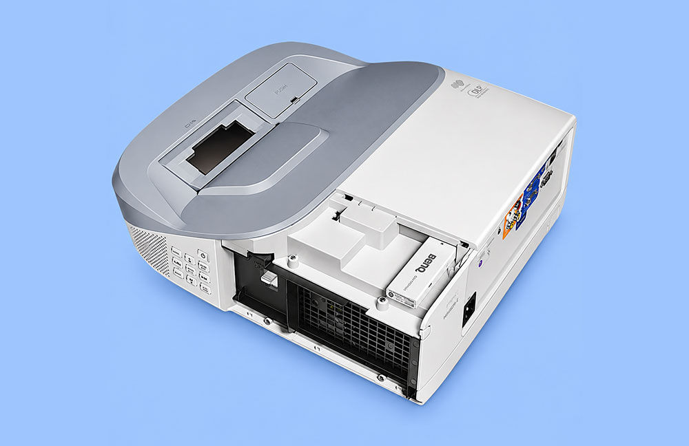 Máy chiếu BenQ MW864UST