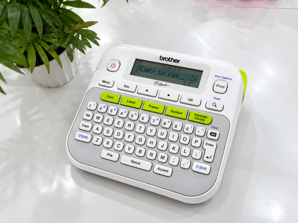 Máy in mã vạch Brother PT-D210