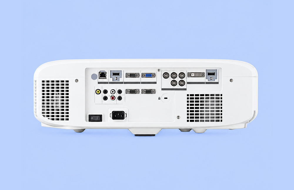 Máy chiếu Panasonic PT-EW730Z