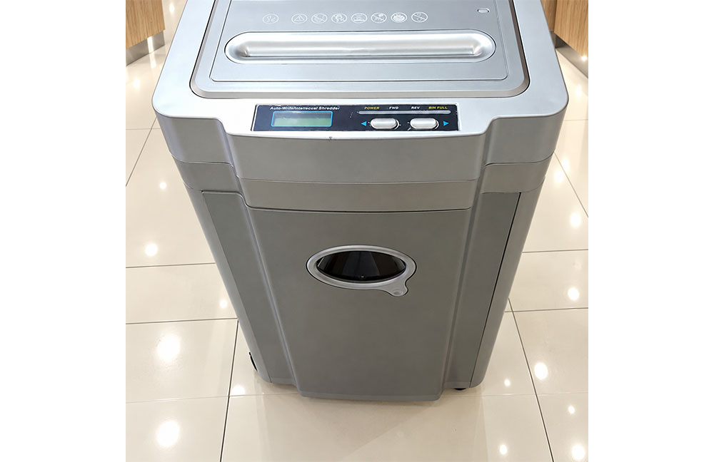Máy hủy tài liệu Bosser 240X